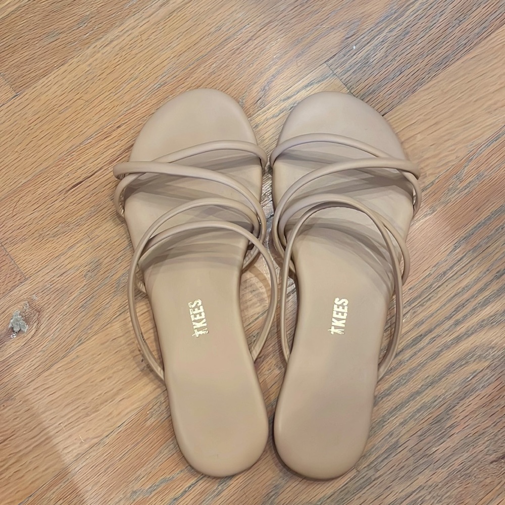 TKees sandals 8